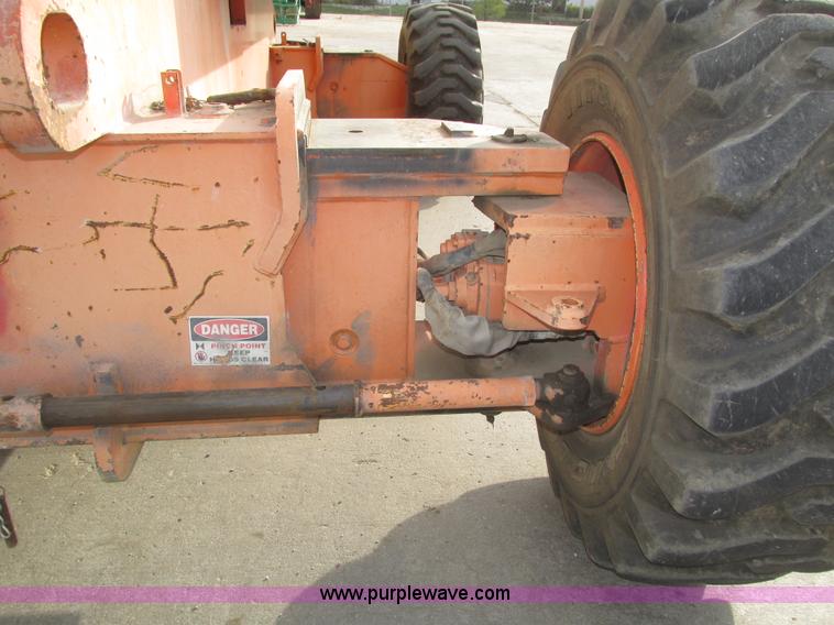 image for item H1109 JLG 80HX boom lift