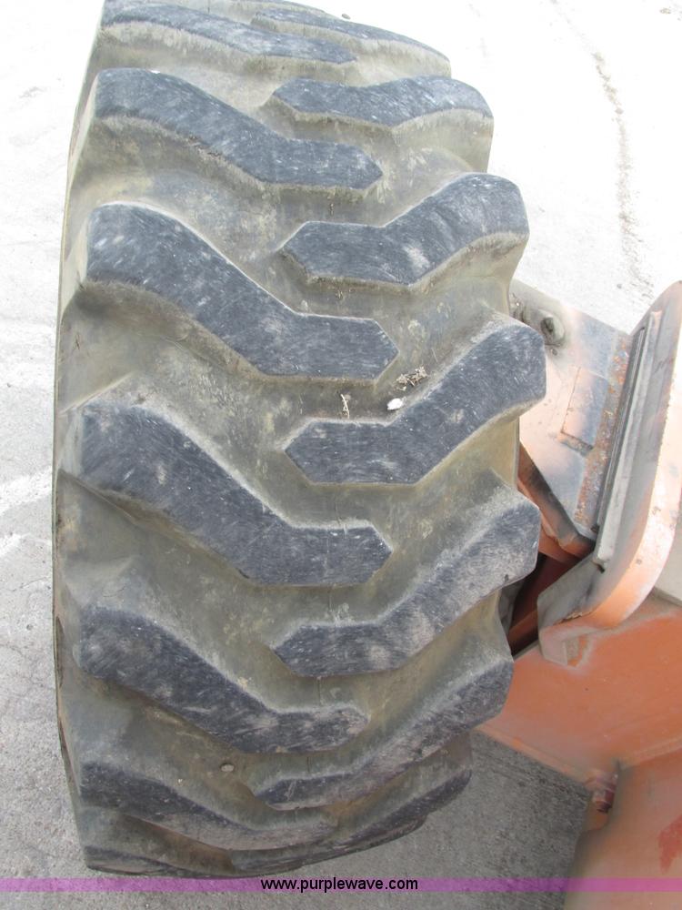 image for item H1109 JLG 80HX boom lift