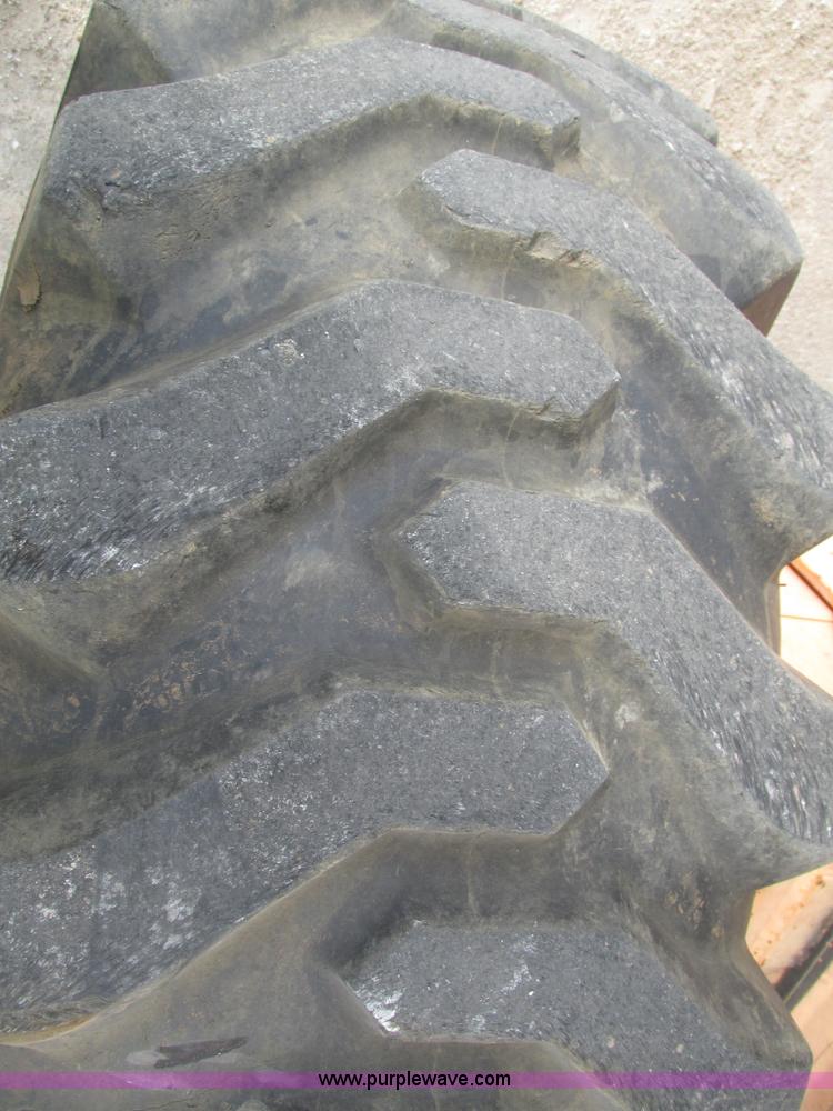 image for item H1109 JLG 80HX boom lift