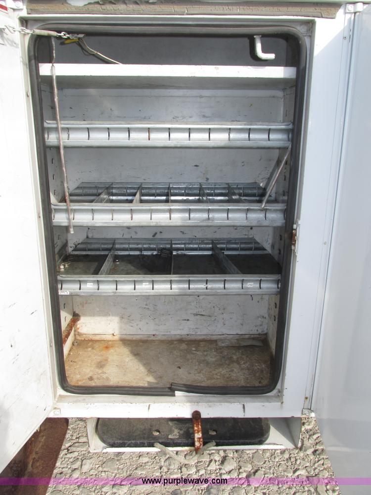 image for item H1112 2002 Altec utility bed with boom