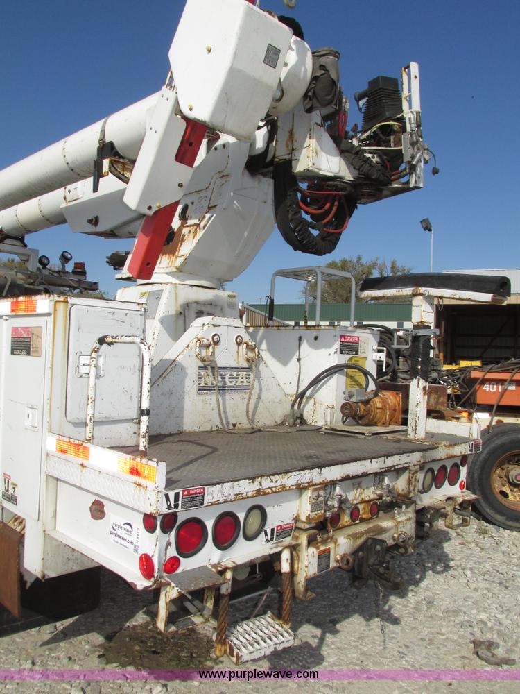 image for item H1112 2002 Altec utility bed with boom