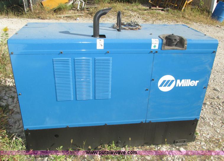 image for item H1113 Miller Big Blue 402D welder/generator