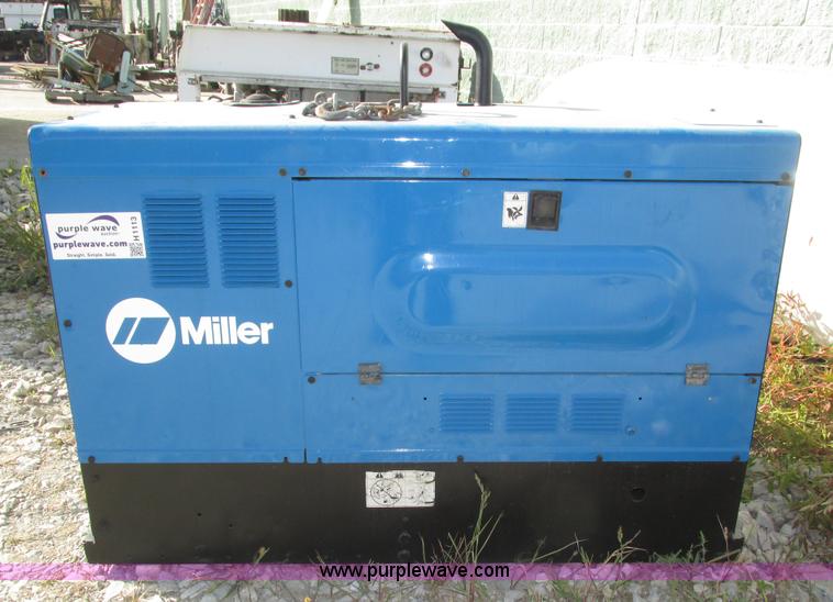 image for item H1113 Miller Big Blue 402D welder/generator