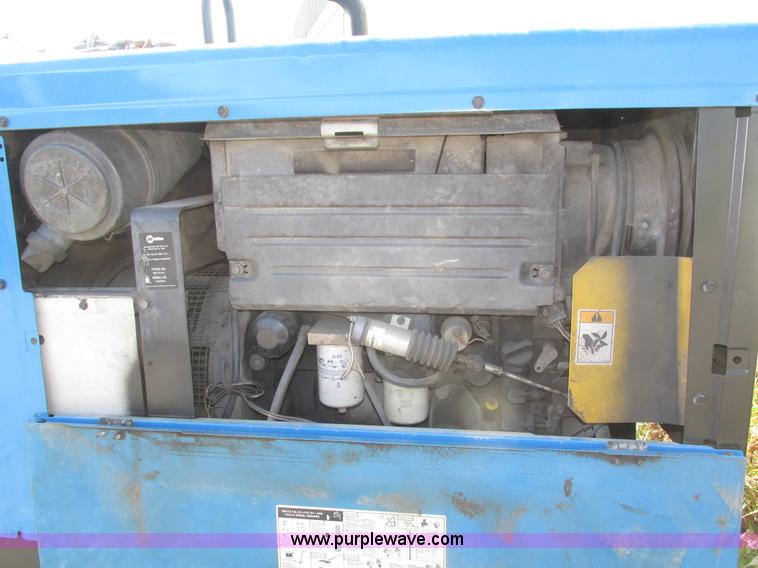 image for item H1113 Miller Big Blue 402D welder/generator