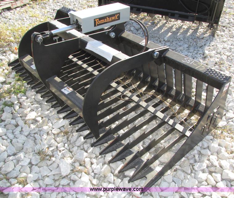 image for item H1114 Tomahawk rock grapple bucket