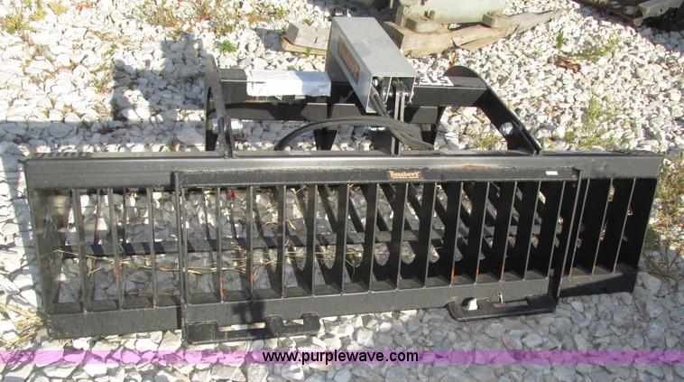 image for item H1114 Tomahawk rock grapple bucket