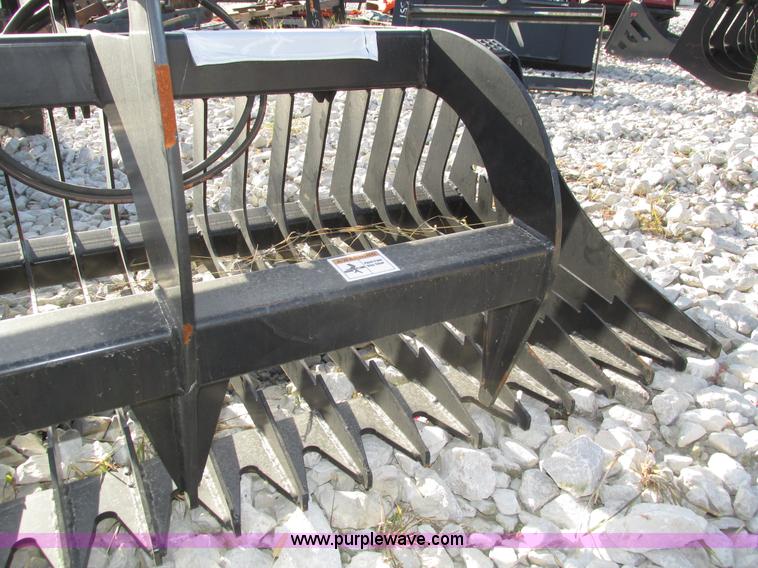 image for item H1114 Tomahawk rock grapple bucket