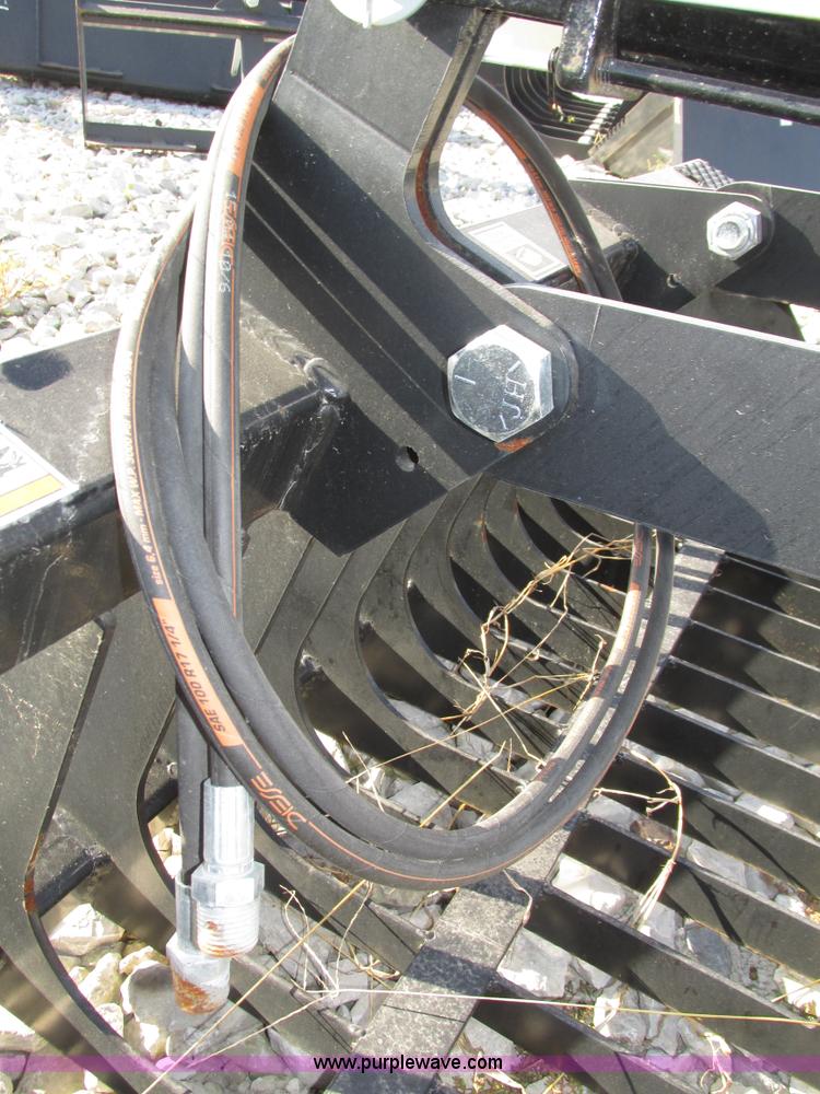 image for item H1114 Tomahawk rock grapple bucket