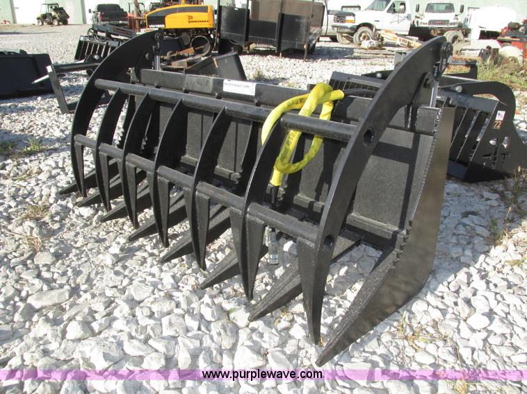 image for item H1115 Root grapple bucket