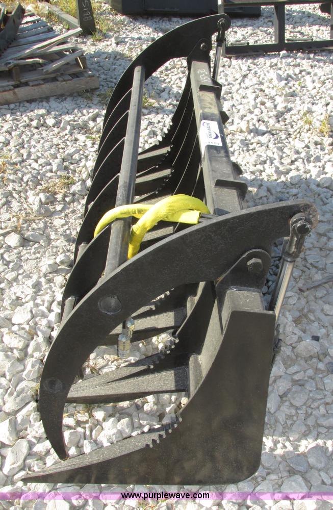 image for item H1115 Root grapple bucket