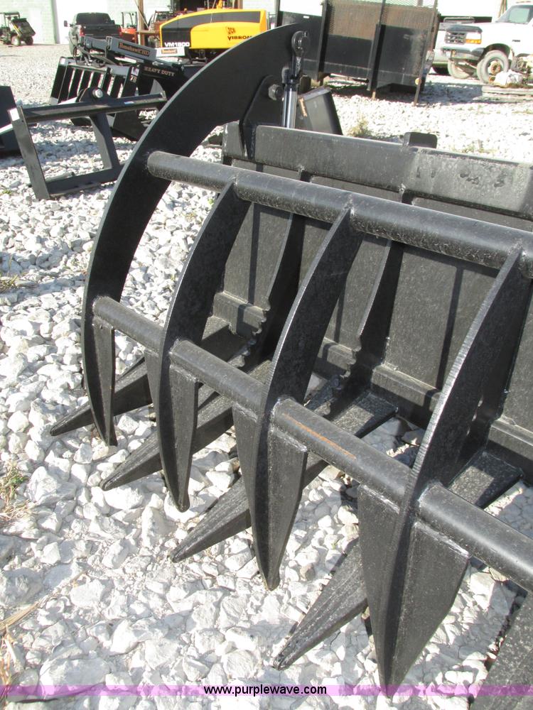 image for item H1115 Root grapple bucket