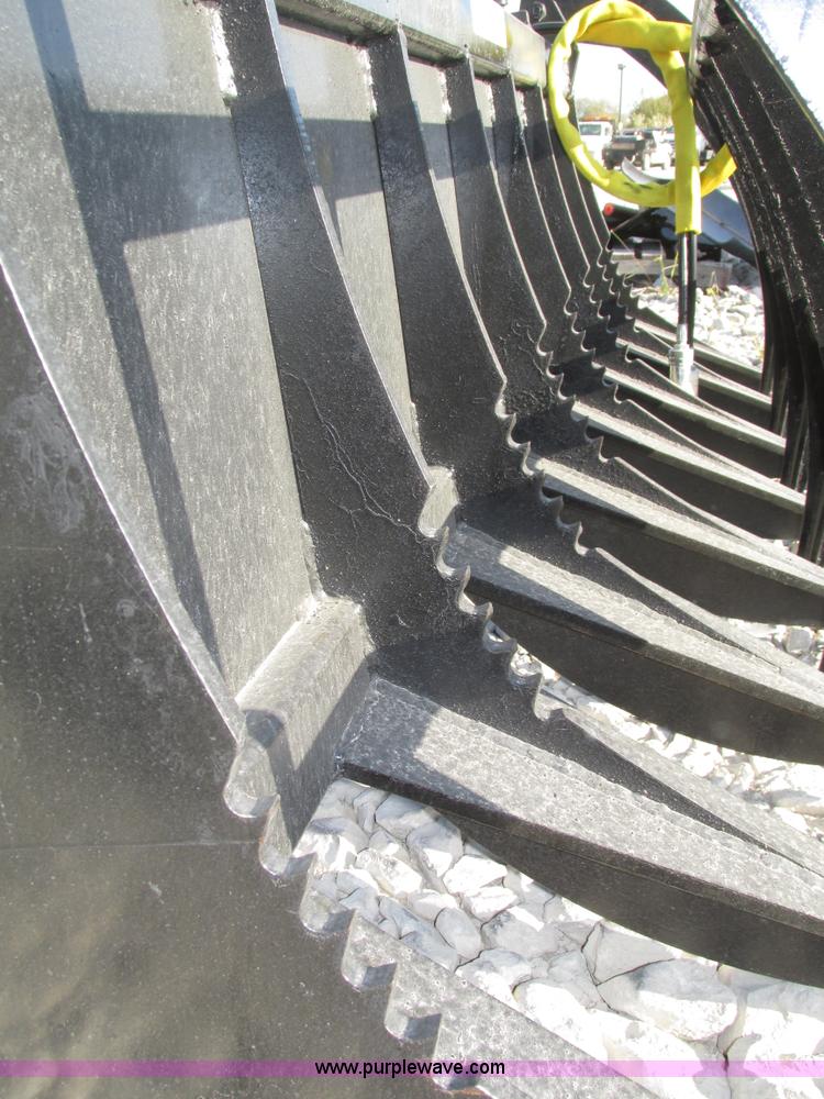 image for item H1115 Root grapple bucket