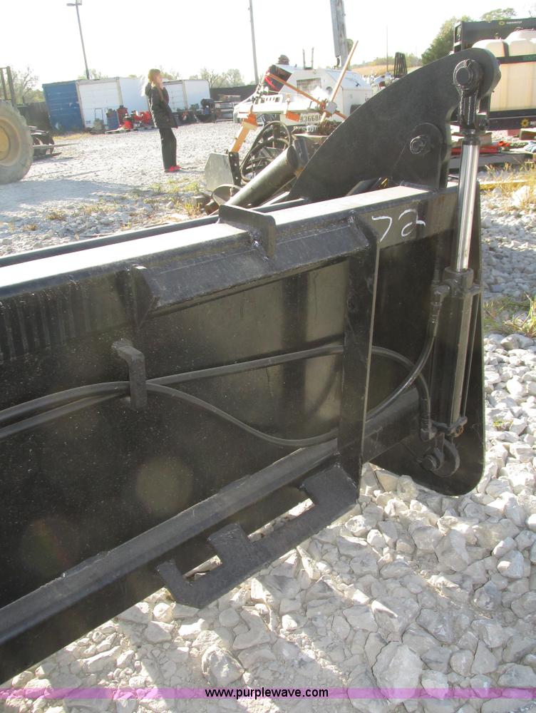 image for item H1115 Root grapple bucket