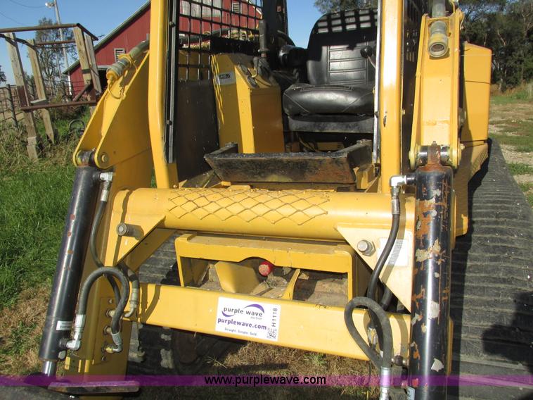 image for item H1118 1999 ASV HD4500 Posi-Track skid steer