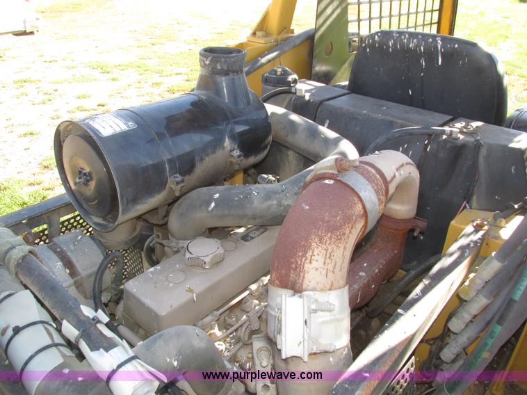 image for item H1118 1999 ASV HD4500 Posi-Track skid steer