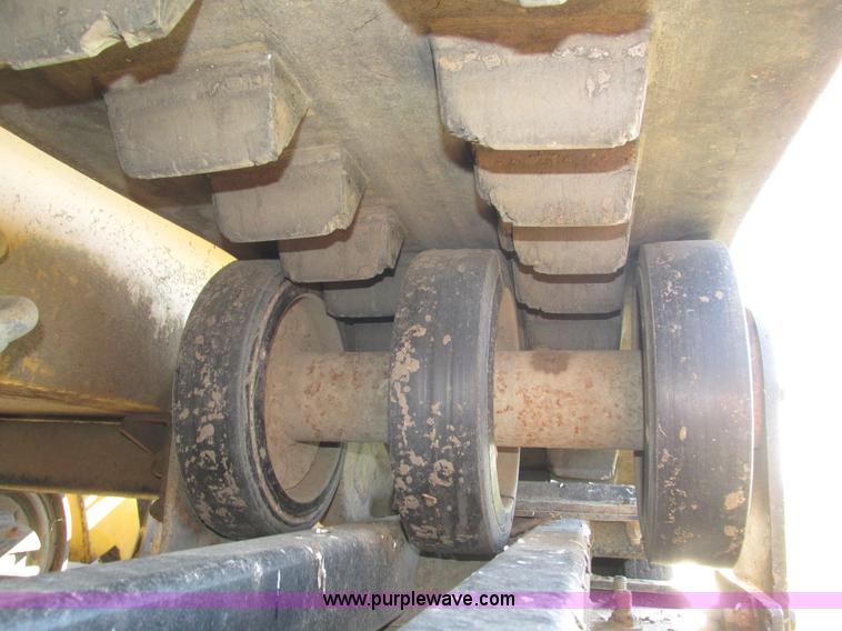 image for item H1118 1999 ASV HD4500 Posi-Track skid steer