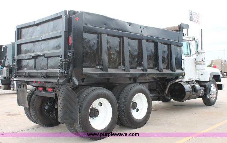 image for item H8086 1998 Mack RD688S dump truck