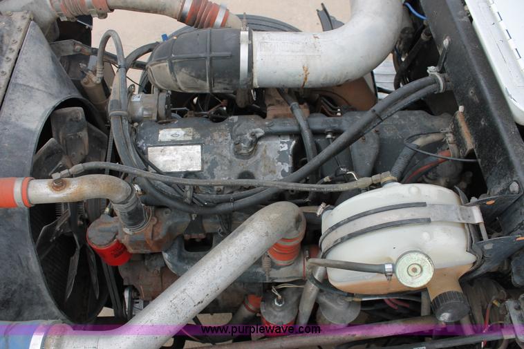 image for item H8086 1998 Mack RD688S dump truck