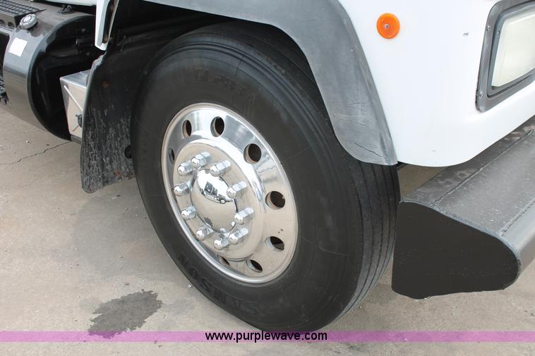 image for item H8086 1998 Mack RD688S dump truck