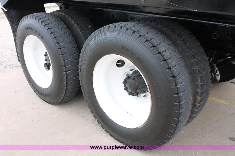 image for item H8086 1998 Mack RD688S dump truck