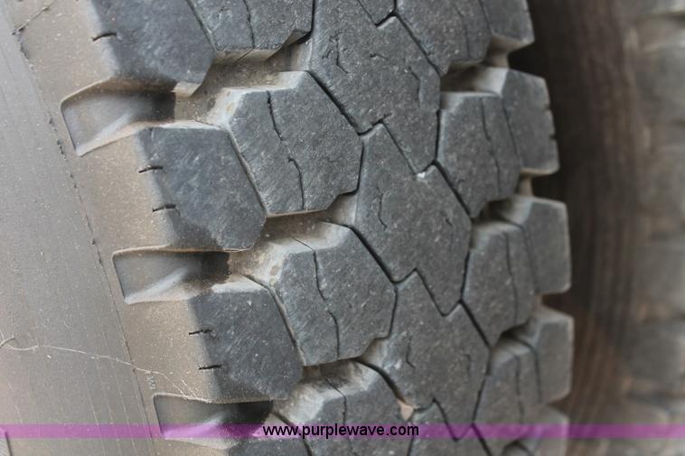 image for item H8086 1998 Mack RD688S dump truck