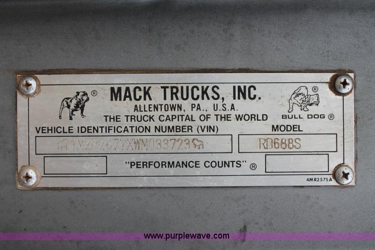 image for item H8086 1998 Mack RD688S dump truck