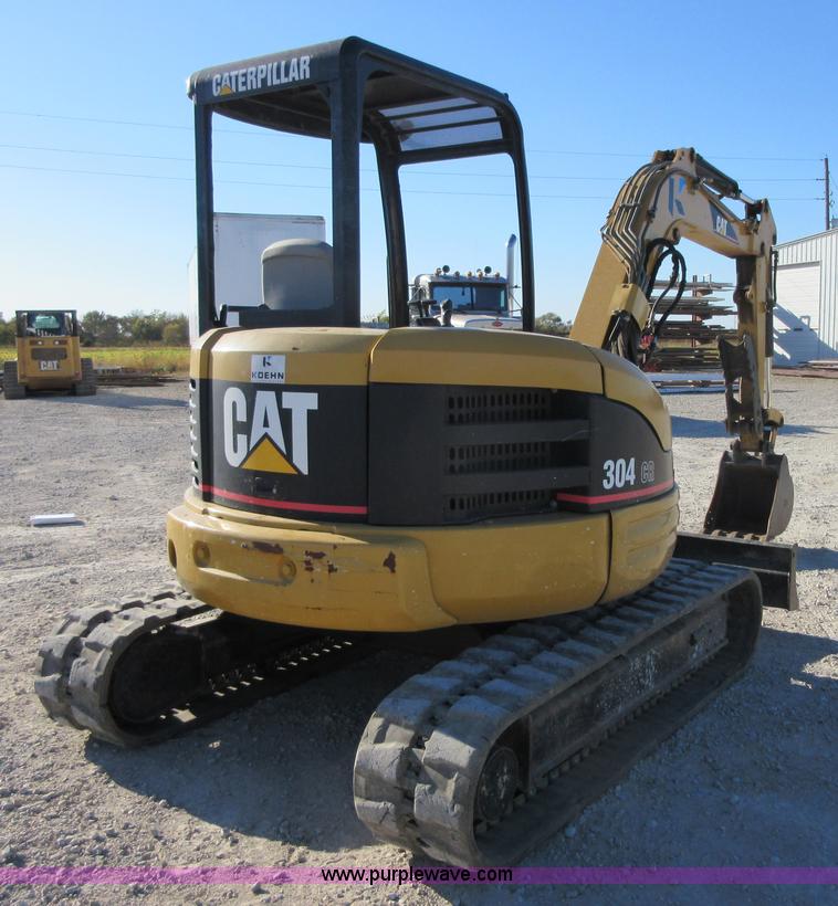 image for item I1900 2005 Caterpillar 304CR mini excavator