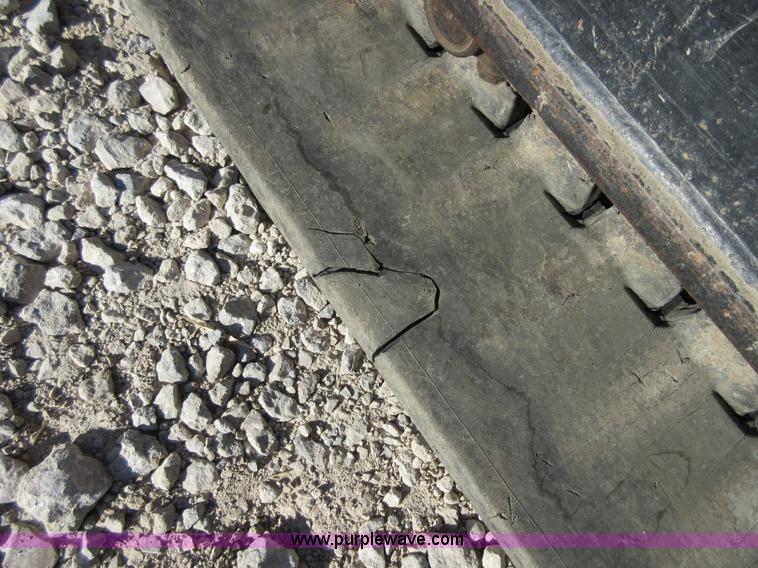 image for item I1900 2005 Caterpillar 304CR mini excavator