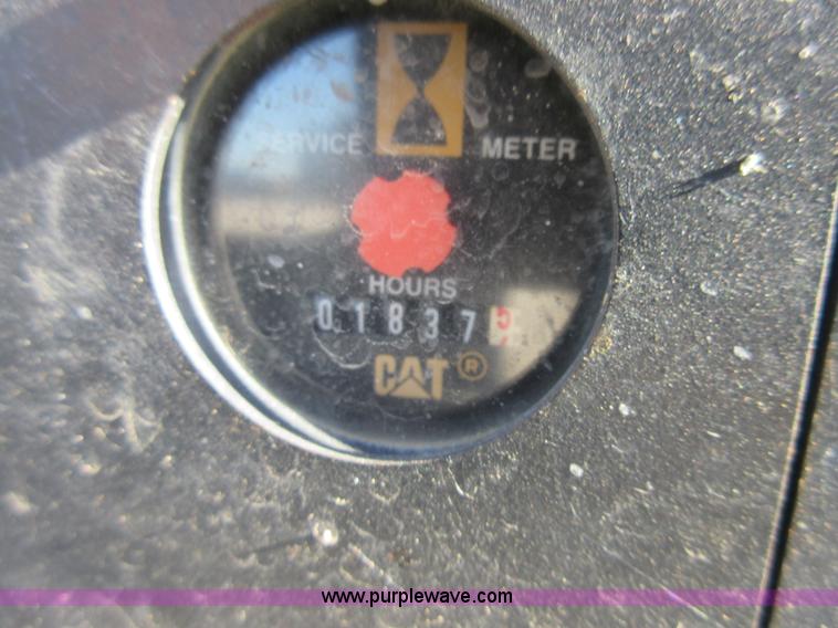 image for item I1900 2005 Caterpillar 304CR mini excavator