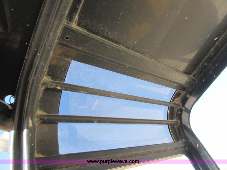 image for item I1900 2005 Caterpillar 304CR mini excavator