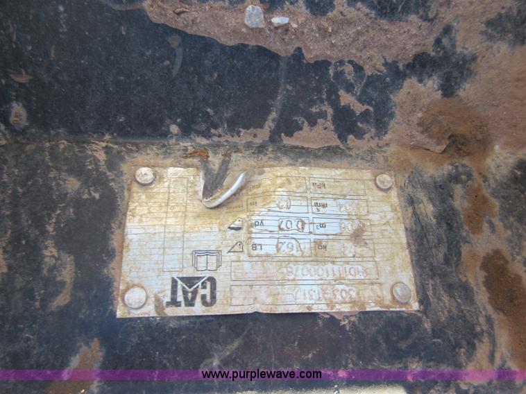 image for item I1900 2005 Caterpillar 304CR mini excavator