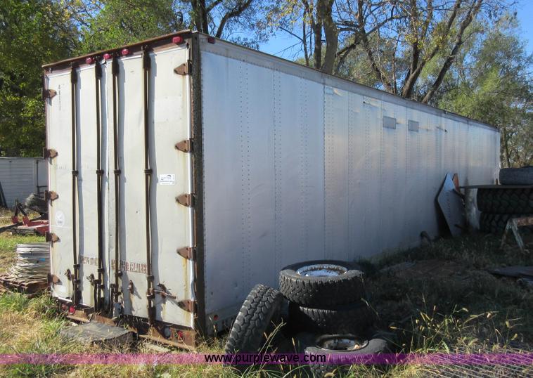 image for item I6313 Dry van box