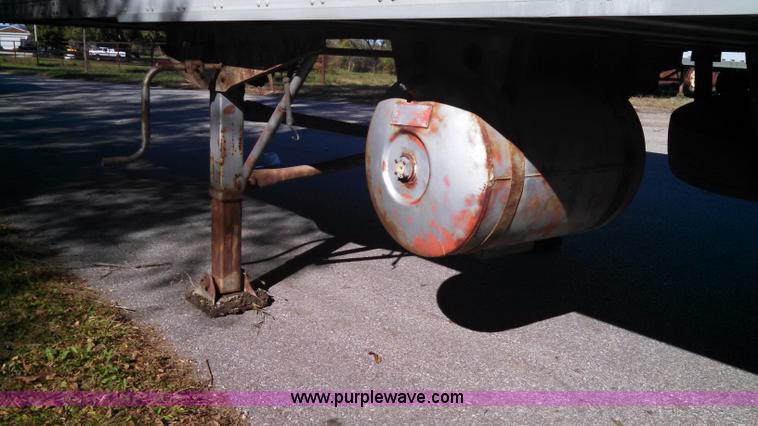 image for item I6316 1988 Timpte refrigerated trailer