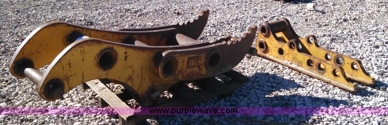 image for item I6318 Caterpillar excavator thumb