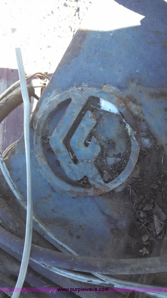 image for item I6319 CF excavator quick coupler