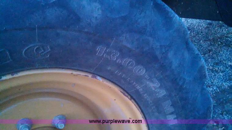 image for item I6320 2005 Caterpillar TH350B telehandler