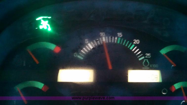 image for item I6320 2005 Caterpillar TH350B telehandler