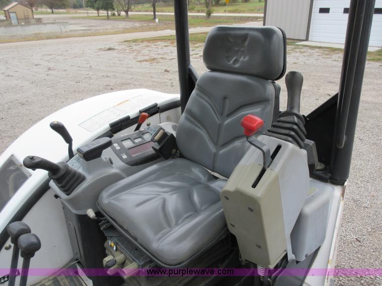 image for item I6324 2008 Bobcat 430G ZHS compact excavator