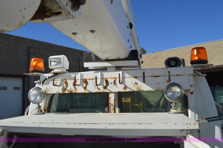 image for item I6371 Lift All L0M-50-2S bucket lift