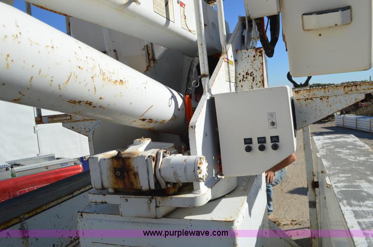 image for item I6371 Lift All L0M-50-2S bucket lift