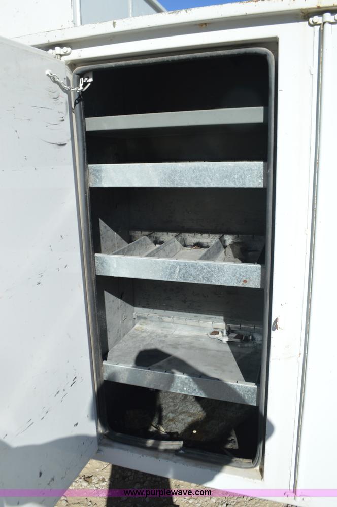 image for item I6371 Lift All L0M-50-2S bucket lift