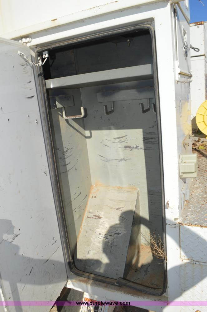 image for item I6371 Lift All L0M-50-2S bucket lift