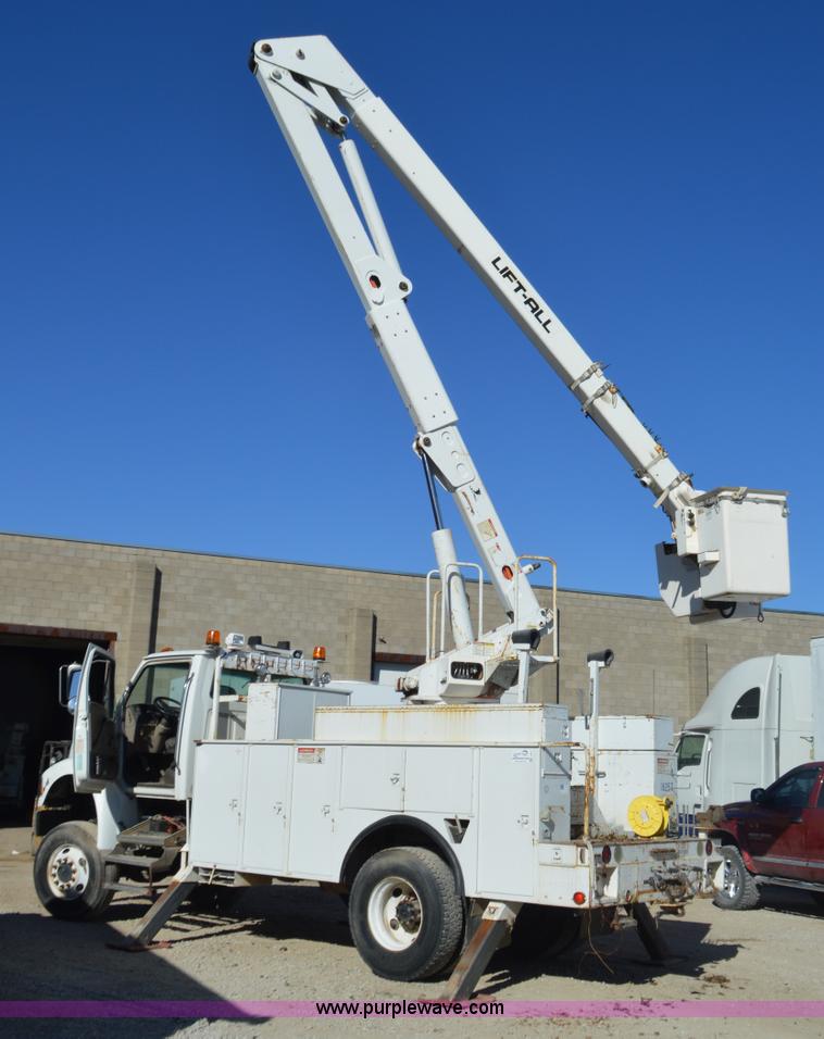 image for item I6371 Lift All L0M-50-2S bucket lift