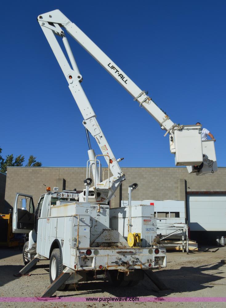 image for item I6371 Lift All L0M-50-2S bucket lift