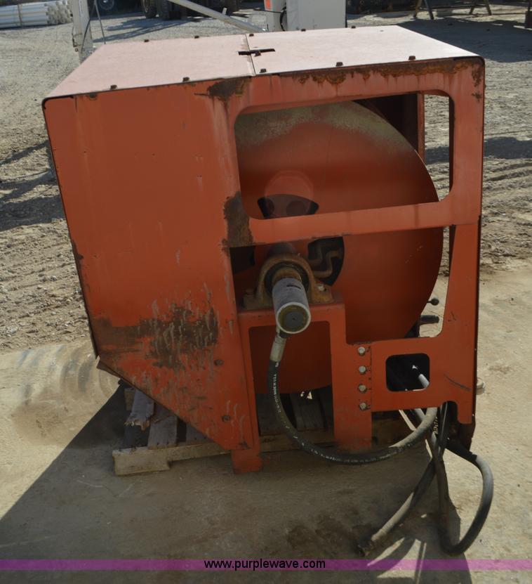 image for item I6372 Ditch Witch hydraulic directional drilling hose reel