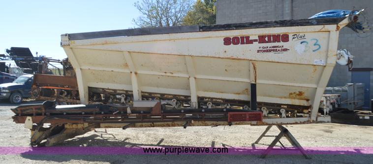 image for item I6375 Soil King Plus XL19 stone spreader