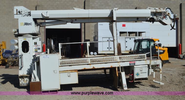 image for item I6377 Altec D845A digger derrick utility bed