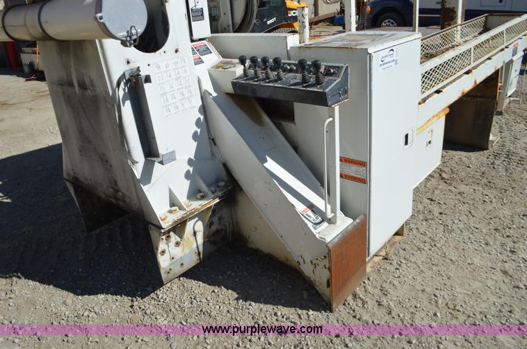 image for item I6377 Altec D845A digger derrick utility bed