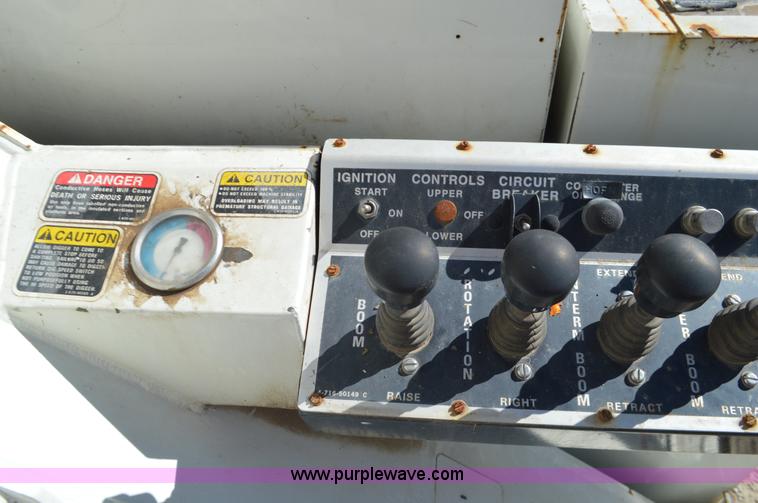 image for item I6377 Altec D845A digger derrick utility bed