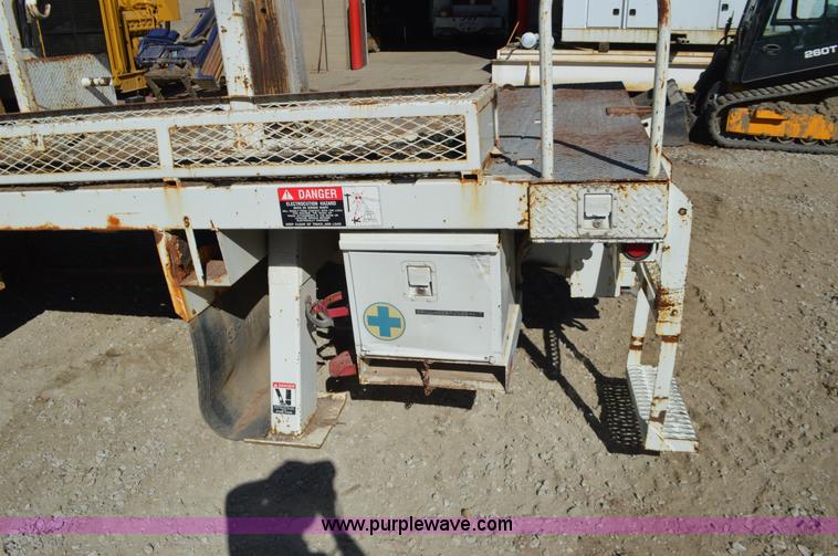 image for item I6377 Altec D845A digger derrick utility bed